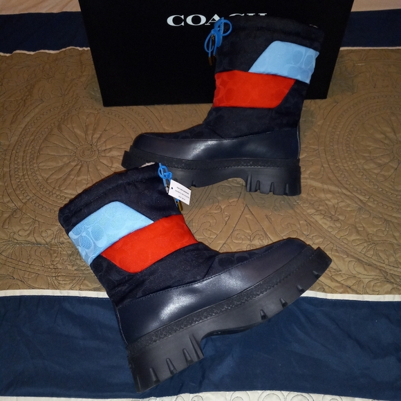 Coach Runway Puffer Snow Bootie - Picture 4 of 16